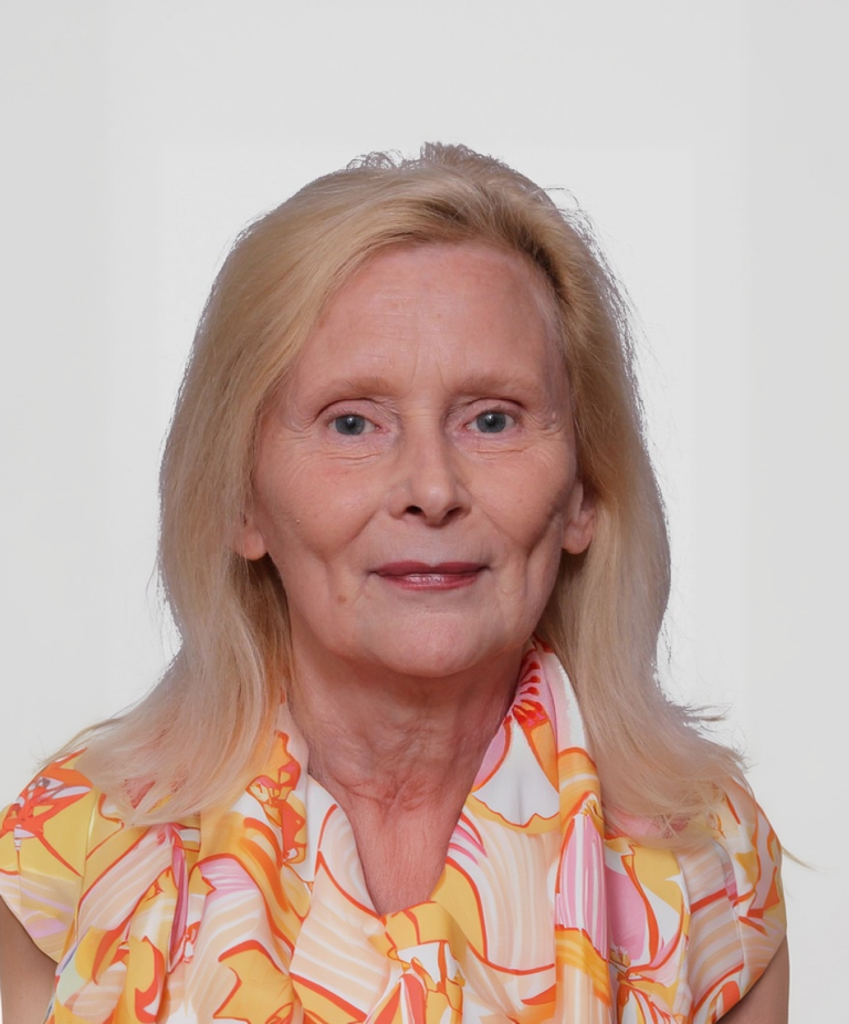 team photo 10 susan klymowsky 3
